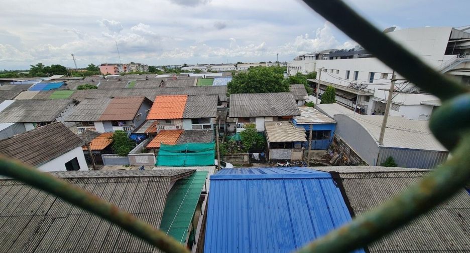 Reihenhaus zum Kauf und zur Miete mit 4 Zimmer in Sam Phran, Nakhon Pathom
