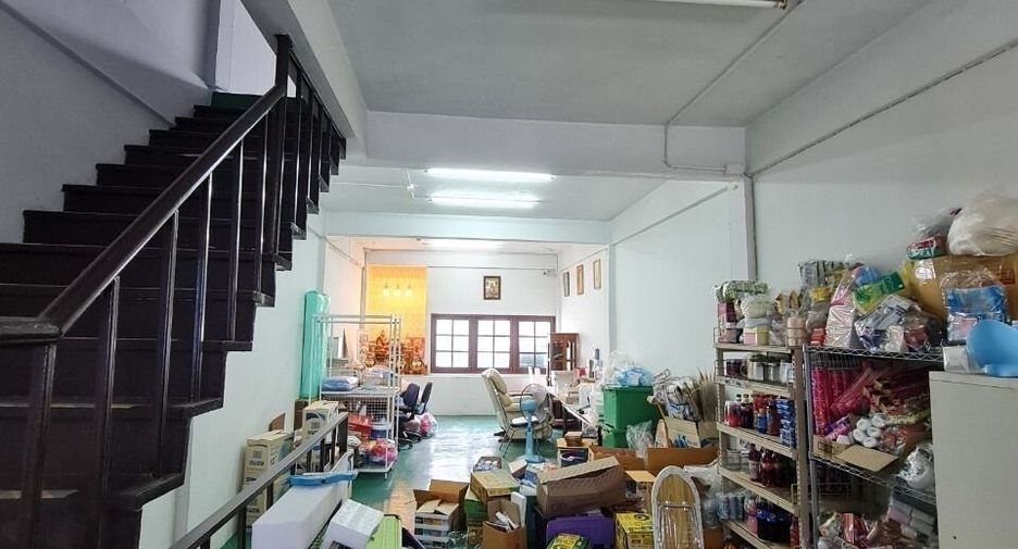 ขาย และ ให้เช่า 4 ห้องนอน ทาวน์เฮ้าส์ ใน สามพราน, นครปฐม