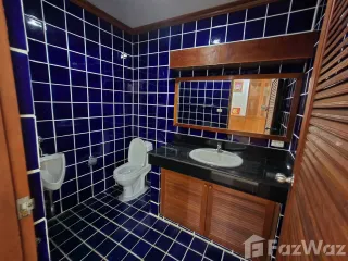 For rent 8 ベッドルーム house in Mueang Phuket, Phuket