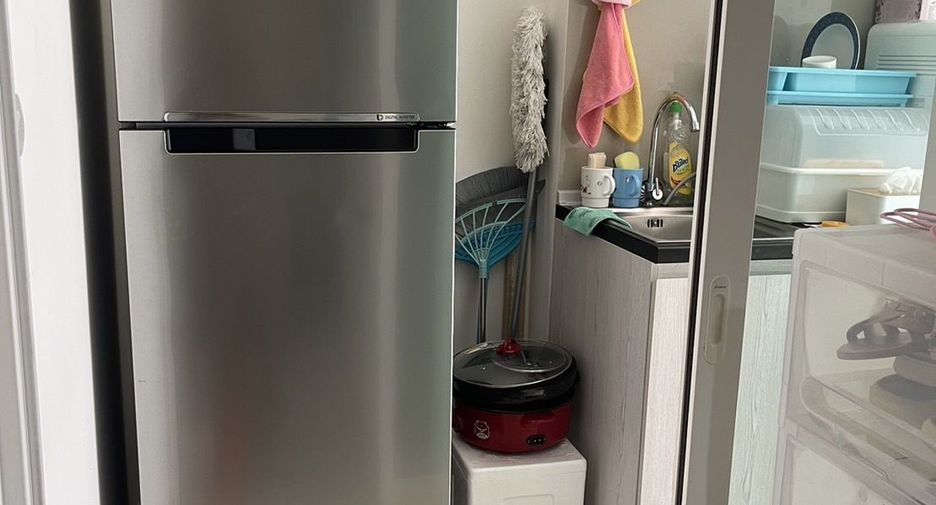 For sale 1 bed condo in Mueang Samut Prakan, Samut Prakan