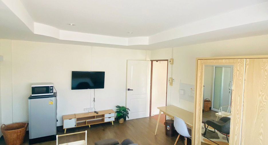Gewerbefläche zum Kauf mit 7 Zimmer in Mueang Phitsanulok, Phitsanulok