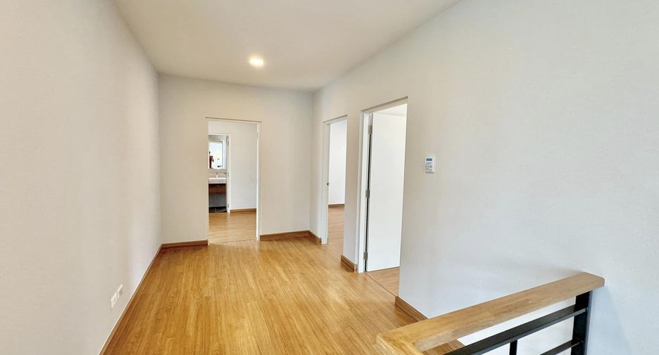 出售 4 卧室 独立屋 在 Bang Phli, Samut Prakan