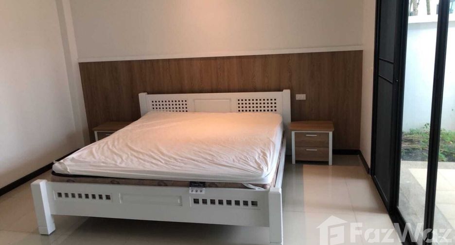 Villa en alquiler de 3 habitaciones en Mueang Phuket, Phuket