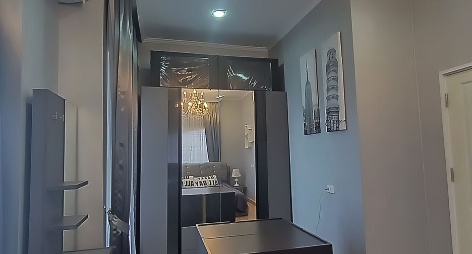 For sale 4 bedrooms townhouse in Mueang Samut Sakhon, Samut Sakhon