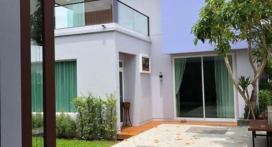 For rent 4 bedrooms house in Mueang Phuket, Phuket
