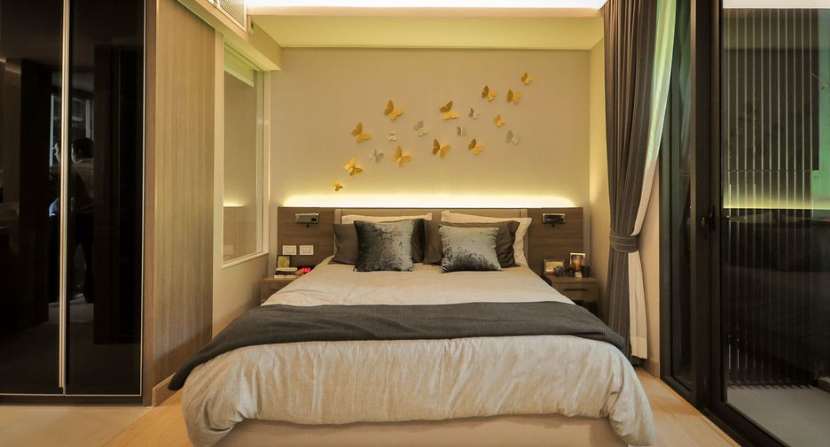 For sale 1 bed condo in Khlong Toei, Bangkok