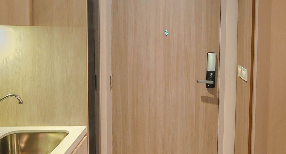 For sale 1 bed condo in Khlong Toei, Bangkok