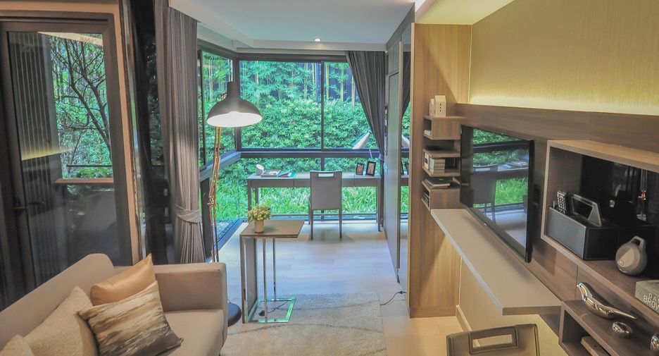 For sale 1 bed condo in Khlong Toei, Bangkok