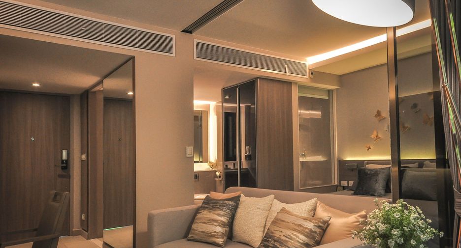 For sale 1 bed condo in Khlong Toei, Bangkok