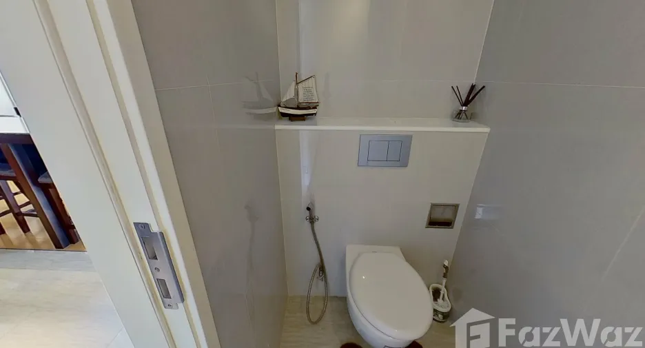 For sale 1 bed condo in Watthana, Bangkok