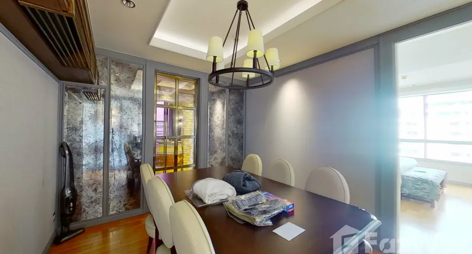 For sale 1 bed condo in Watthana, Bangkok