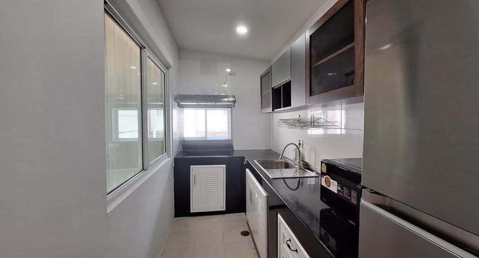 For rent 3 bedrooms townhouse in Mueang Phuket, Phuket
