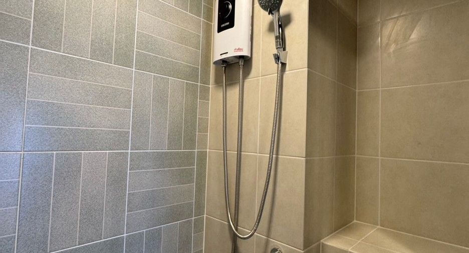 For rent スタジオ condo in Khlong Luang, Pathum Thani