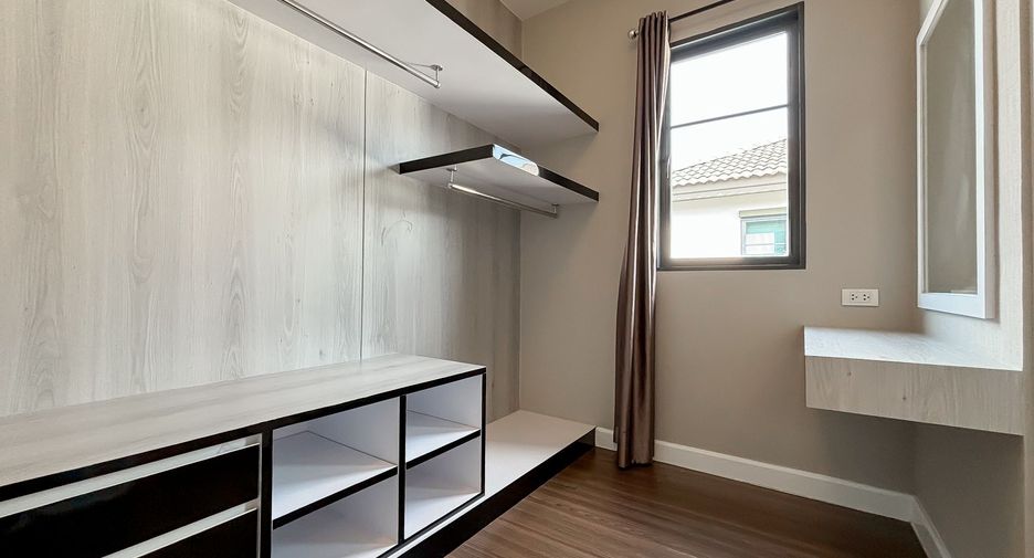 For rent 3 bedrooms house in Mueang Phuket, Phuket