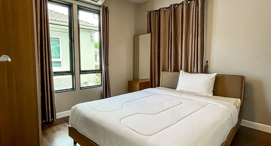 For rent 3 bedrooms house in Mueang Phuket, Phuket