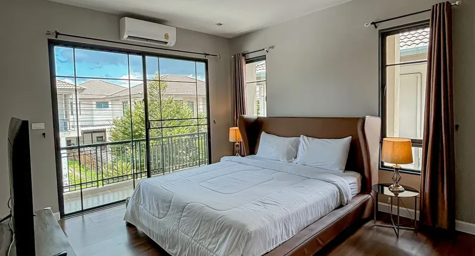 For rent 3 bedrooms house in Mueang Phuket, Phuket