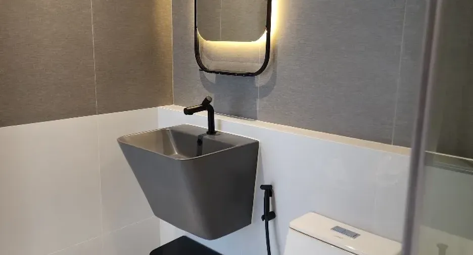 For sale 2 bedrooms condo in Bang Kho Laem, Bangkok