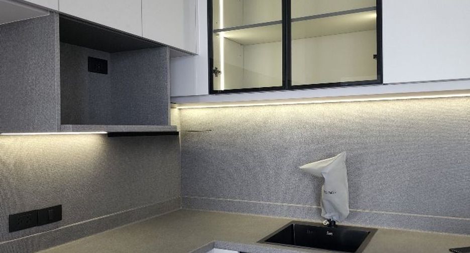 For sale 2 bedrooms condo in Bang Kho Laem, Bangkok