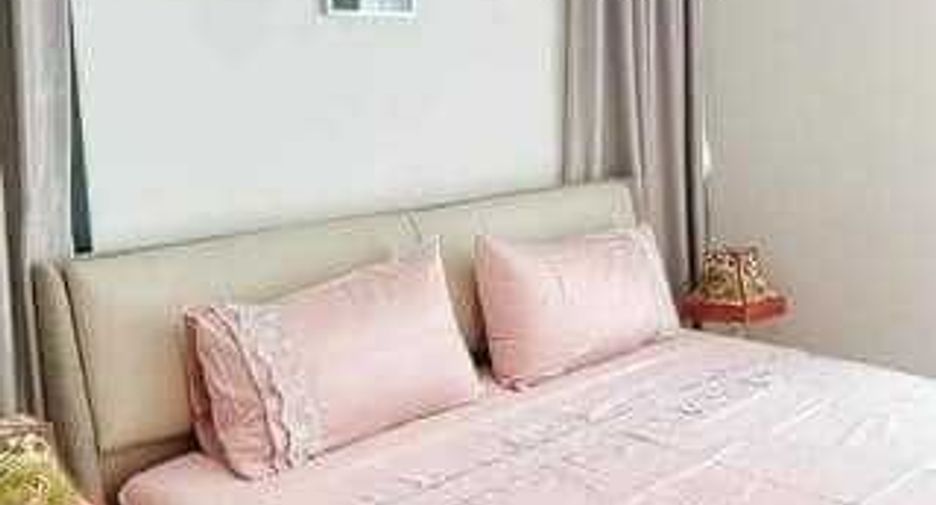 For sale 2 bedrooms condo in Watthana, Bangkok