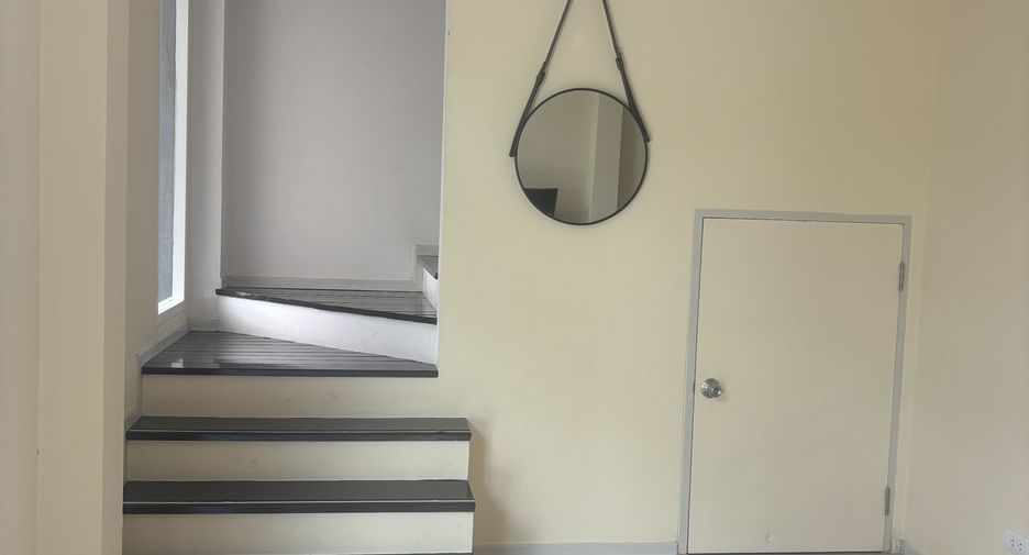 For rent 3 bedrooms house in Mueang Phuket, Phuket