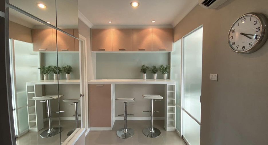 For sale and for rent 1 bed condo in Huai Khwang, Bangkok