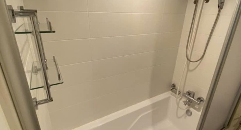For sale and for rent 1 bed condo in Huai Khwang, Bangkok