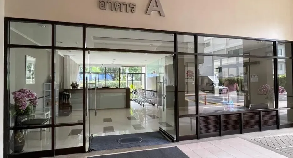 For sale studio condo in Thon Buri, Bangkok