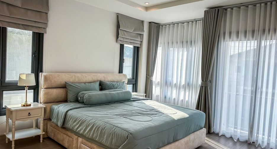 For rent 3 bedrooms house in Mueang Phuket, Phuket
