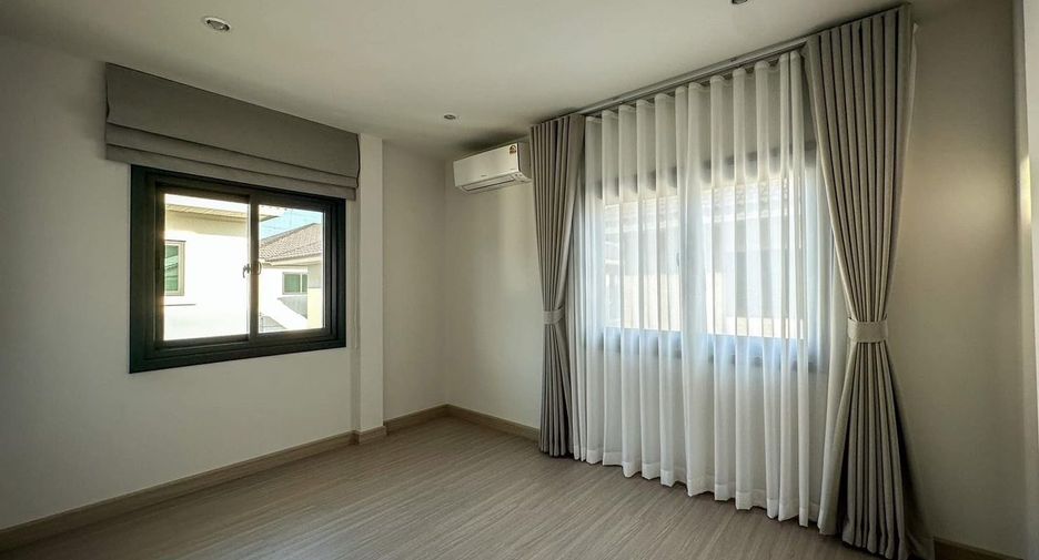 For rent 3 bedrooms house in Mueang Phuket, Phuket