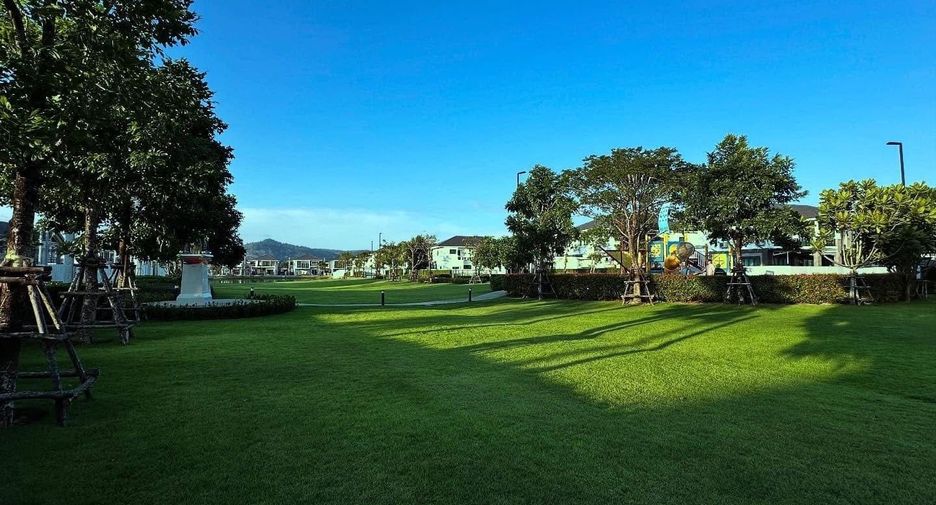 For rent 3 bedrooms house in Mueang Phuket, Phuket