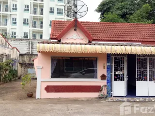 For sale 2 bedrooms townhouse in Si Maha Phot, Prachin Buri