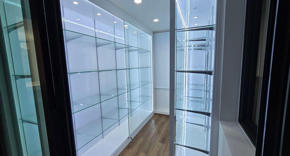 Villa zum Kauf mit 5 Zimmer in Saphan Sung, Bangkok