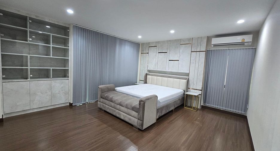 Villa zum Kauf mit 5 Zimmer in Saphan Sung, Bangkok