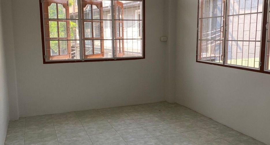 出租 3 卧室 独立屋 在 Mueang Phrae, Phrae