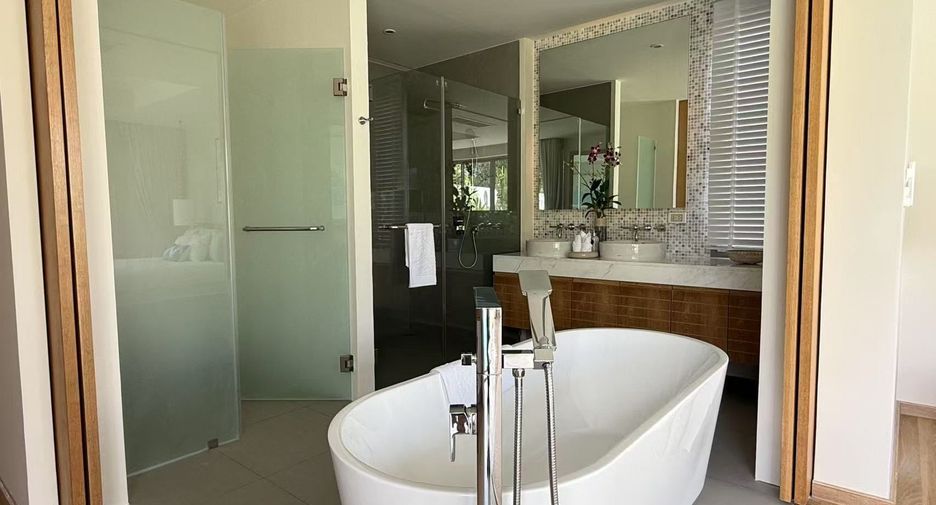 For rent 4 bedrooms villa in Thalang, Phuket