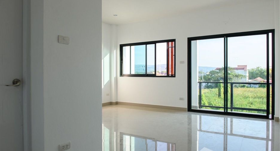 Local comercial en venta de 4 habitaciones en Mueang Songkhla, Songkhla