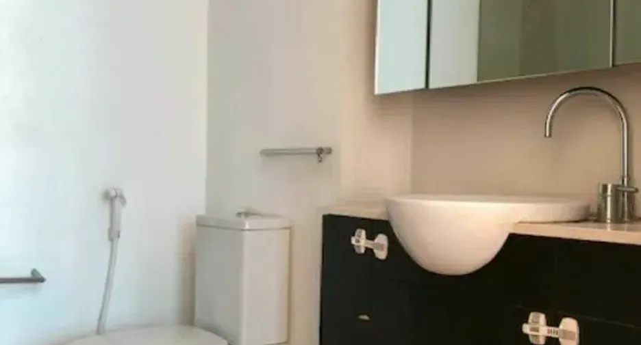 Condo en venta de 2 habitaciones en Yan Nawa, Bangkok