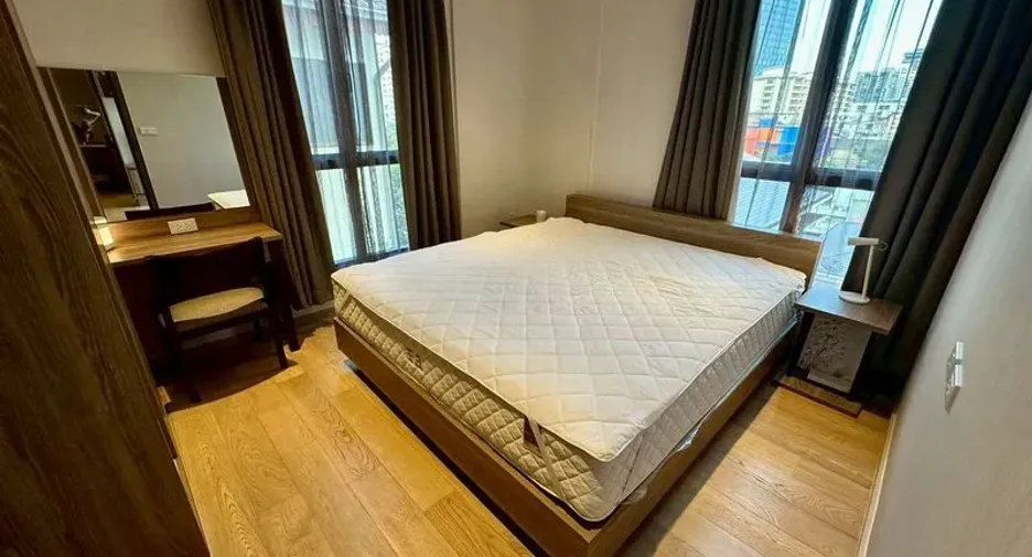 For sale 2 bedrooms condo in Watthana, Bangkok