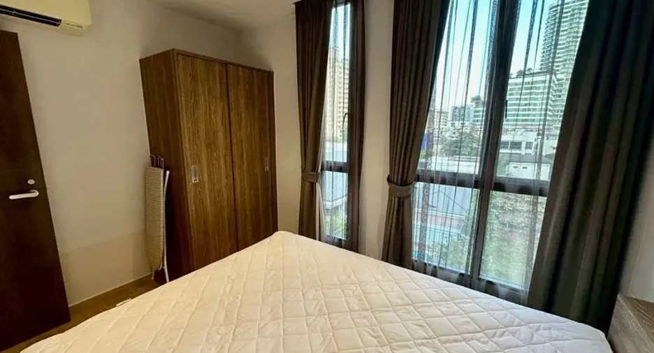 For sale 2 bedrooms condo in Watthana, Bangkok