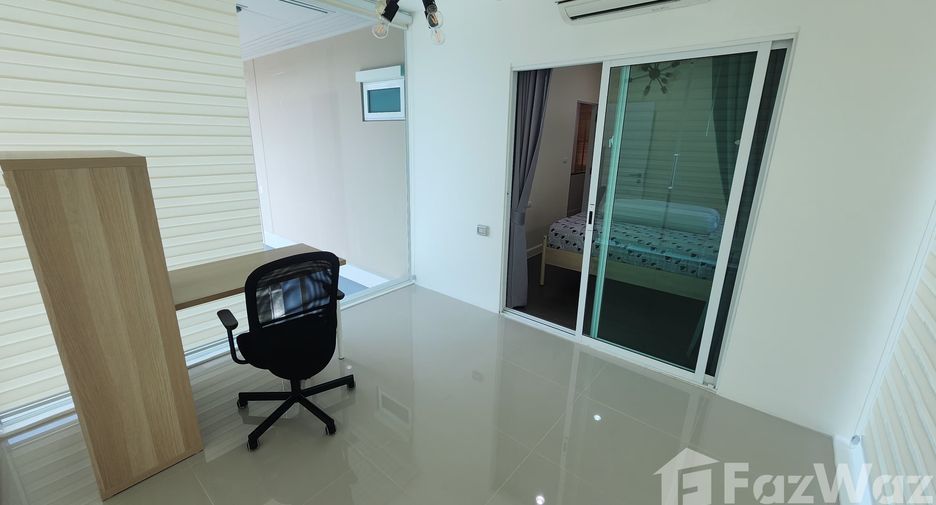 Haus zur Miete mit 4 Zimmer in Mueang Phuket, Phuket