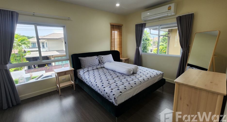 Haus zur Miete mit 4 Zimmer in Mueang Phuket, Phuket