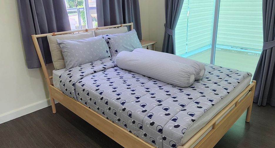 Haus zur Miete mit 4 Zimmer in Mueang Phuket, Phuket