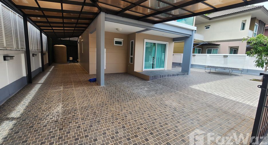 Haus zur Miete mit 4 Zimmer in Mueang Phuket, Phuket