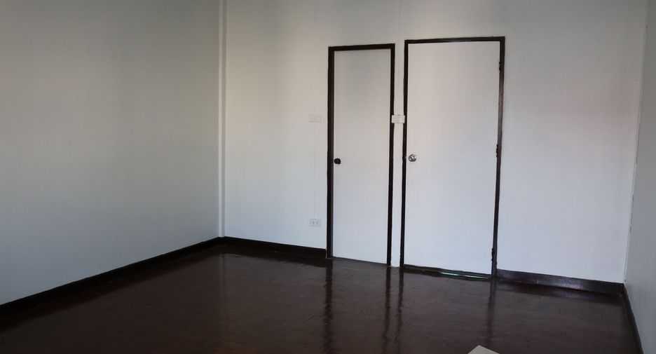 For rent 2 ベッドルーム townhouse in Mueang Nonthaburi, Nonthaburi