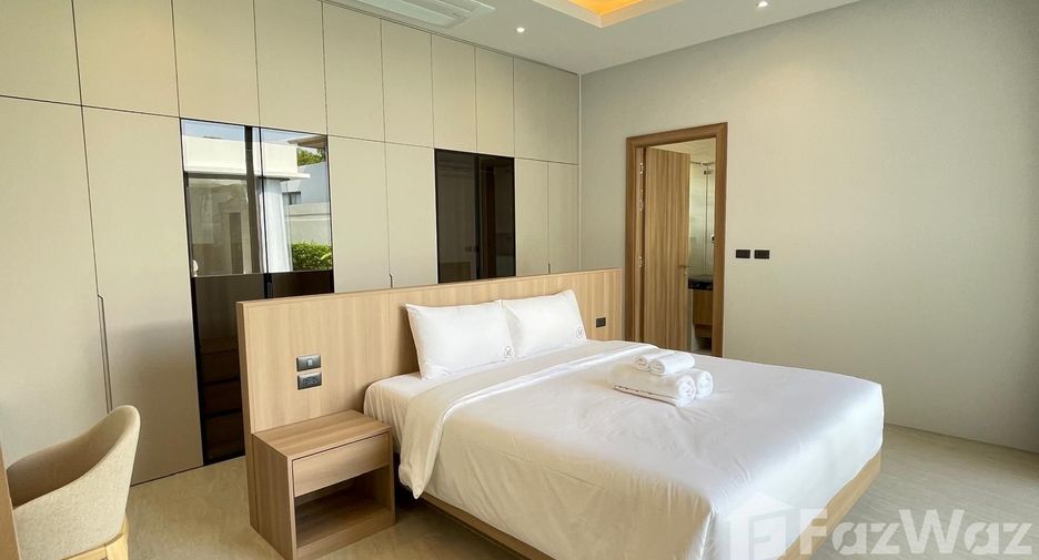 For rent 3 bedrooms villa in Mueang Phuket, Phuket