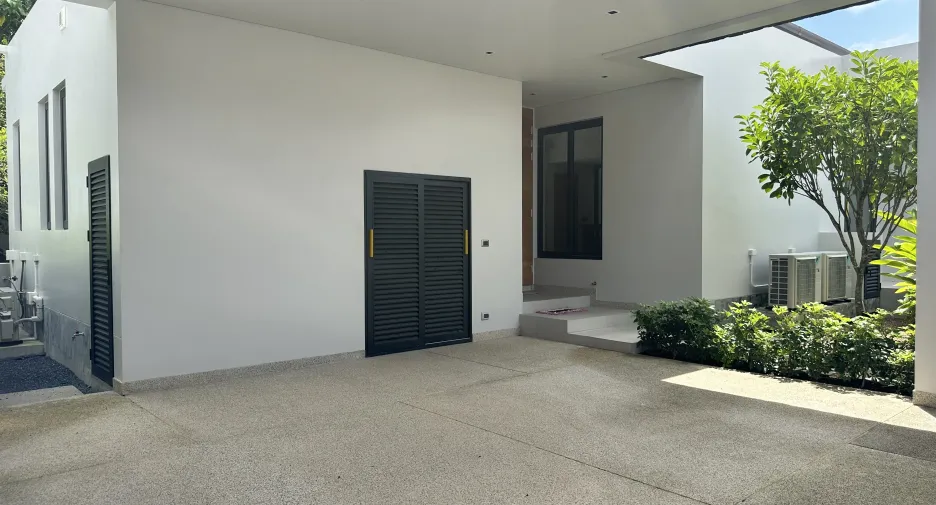 For sale 3 bedrooms villa in Thalang, Phuket