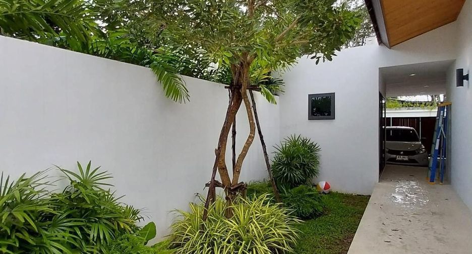 For rent 4 bedrooms villa in Thalang, Phuket