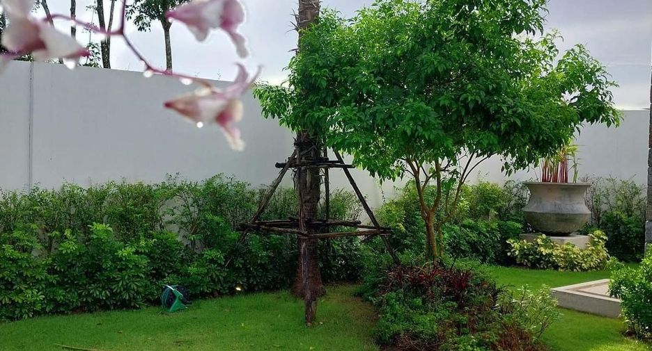 For rent 4 bedrooms villa in Thalang, Phuket