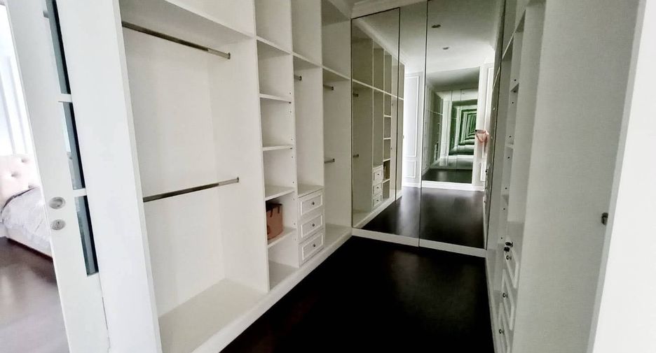 À vendre 5 chambres maison à Bang Kapi, Bangkok