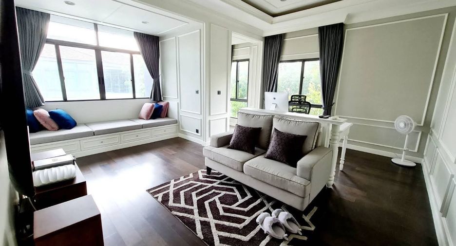 À vendre 5 chambres maison à Bang Kapi, Bangkok